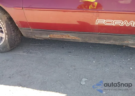 1988 Pontiac Firebird из США, поврежденный, VIN 1G2FS21S8JL244435